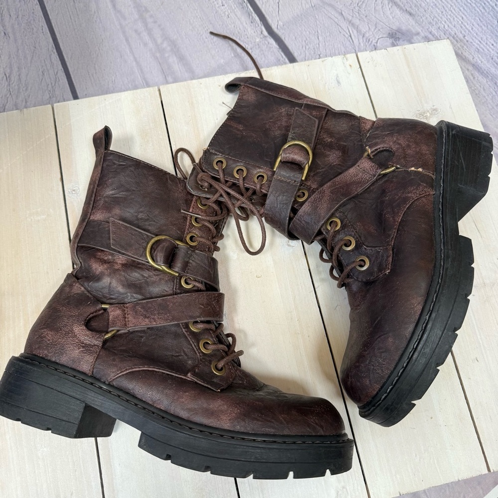 SEVEN7 Womens Cardi B. Combat Boots Brown Lace-Up size 8